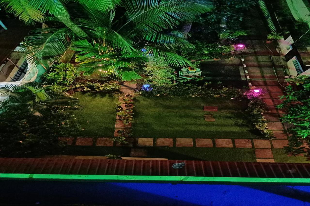 Oyo Golden Hub Goa Hotel Morjim